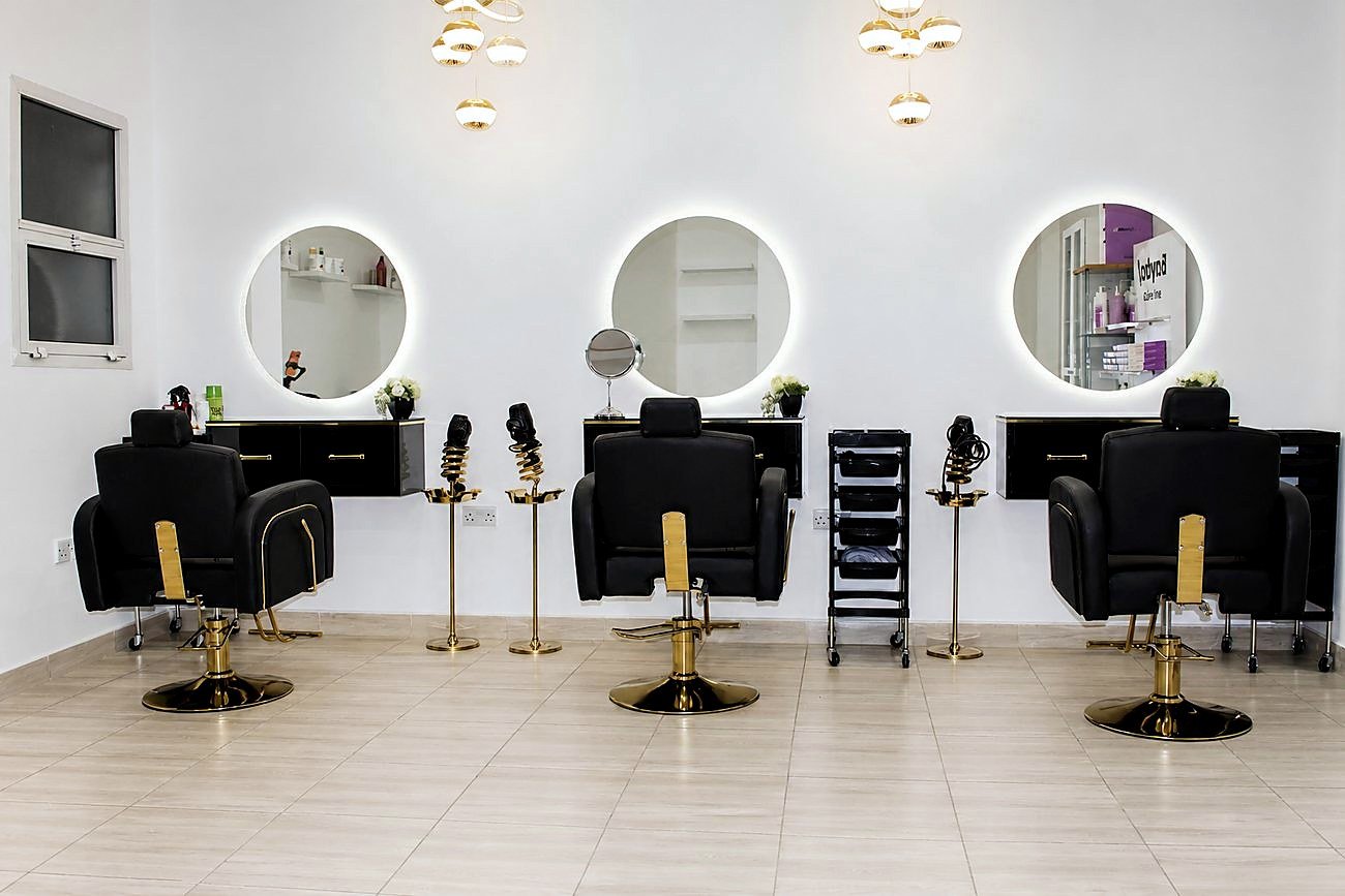Salon hair styling stations — Green Velvet, Abu Dhabi
