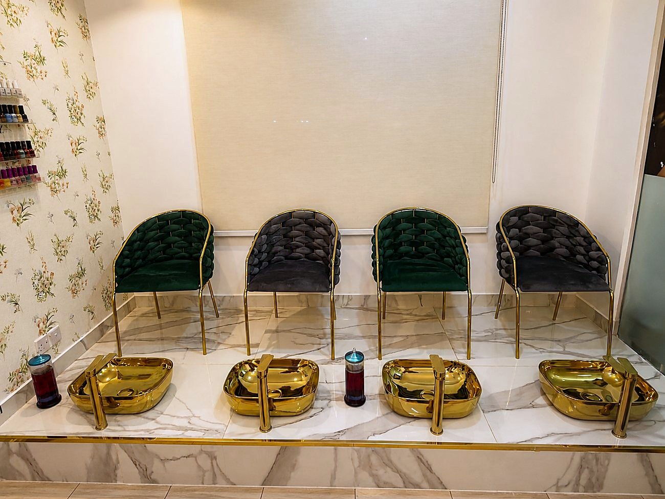 Pedicure area — salon photography